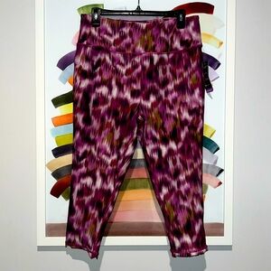 NWT Active Capri Legging! Multi Color Print. High-Rise Power Mesh Panel. Yoga